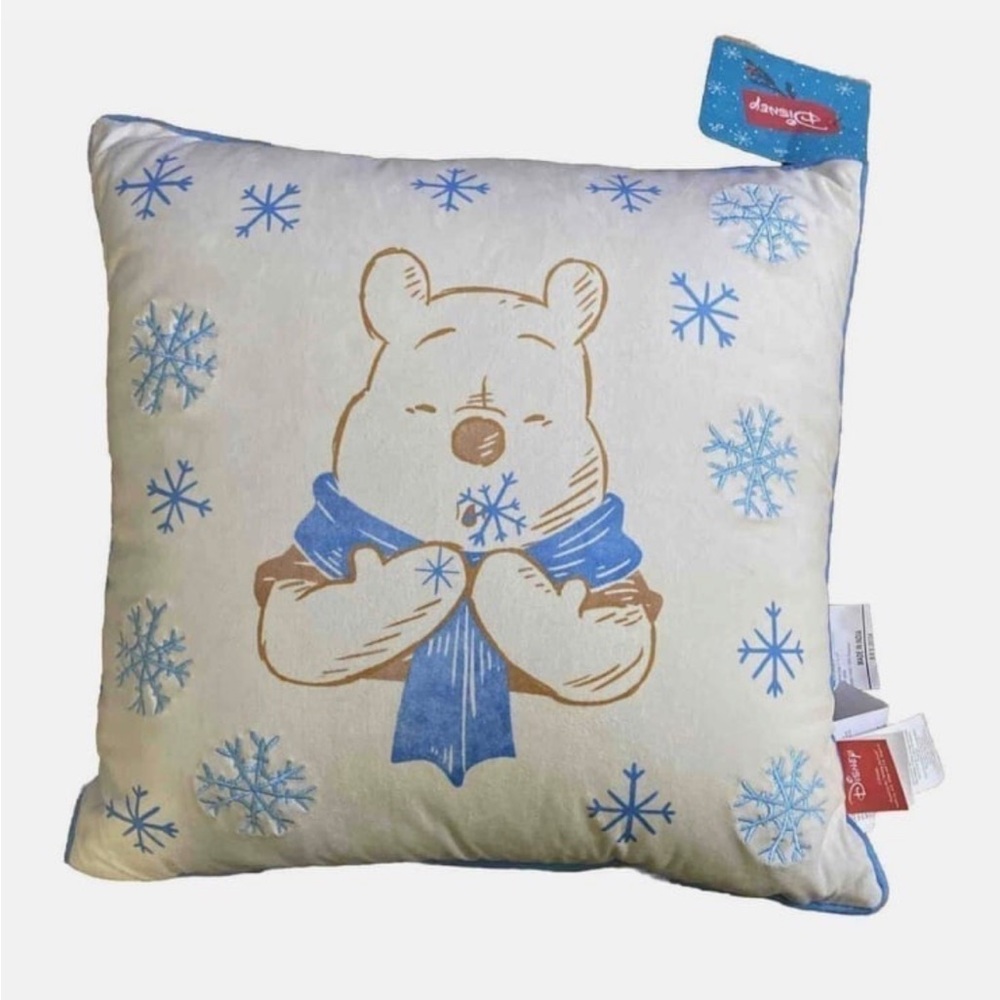 Disney Winnie the Pooh Snowflake Pillow